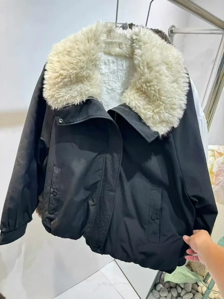 Outerwear Photo 0556 product photo