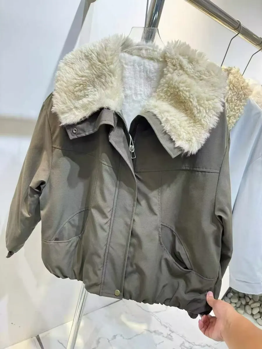 Outerwear Photo 0568 product photo