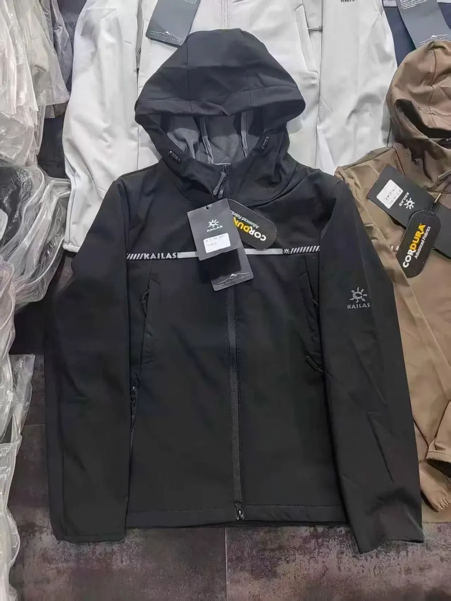 Outerwear Photo 0929 product photo